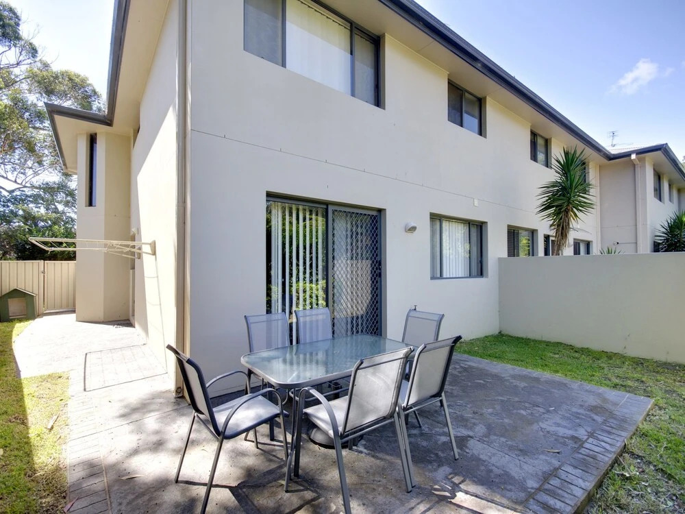 Sandy Point Road, 21A