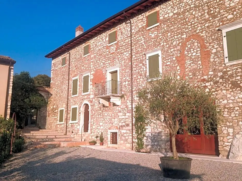Corte Castello