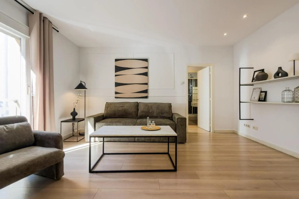 Four Petals Barcelona Boutique Apartments