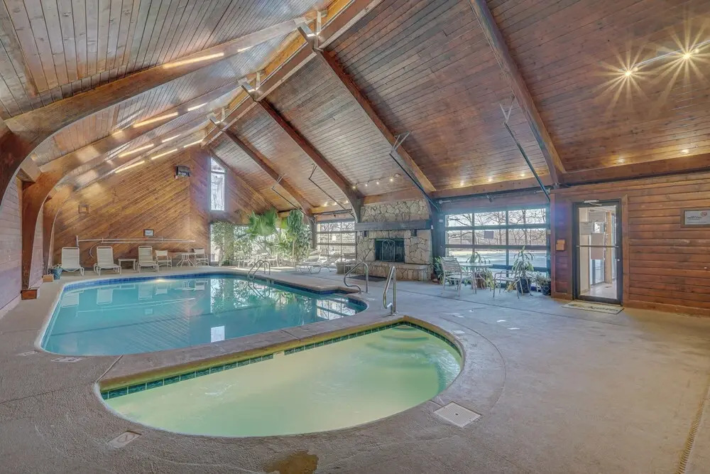Boat Slip & Pools: Waterfront Osage Beach Condo!