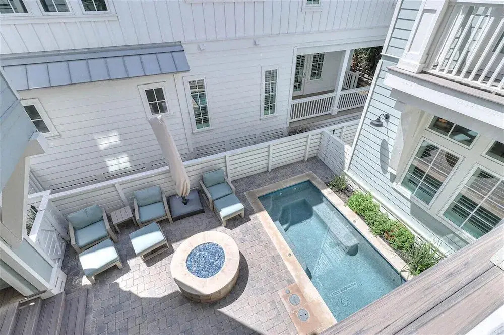 The Pool House 315 HI