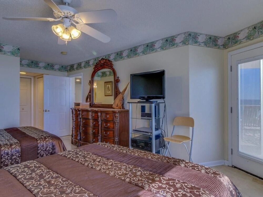 Long Beach Resort #3-503 by RealJoy Vacations