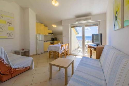 Apartments in Crikvenica 14043