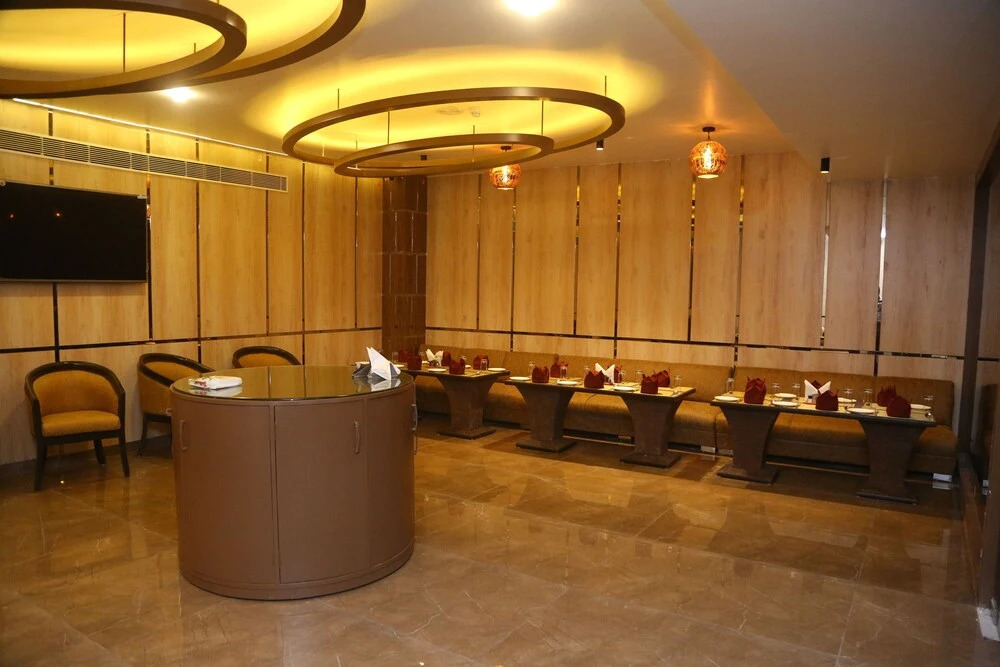 Hotel Harmony Inn
