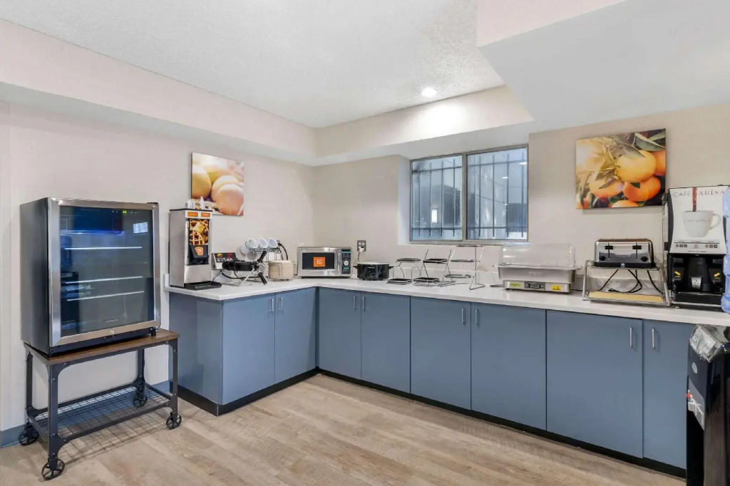 Comfort Inn Kansas City Midtown