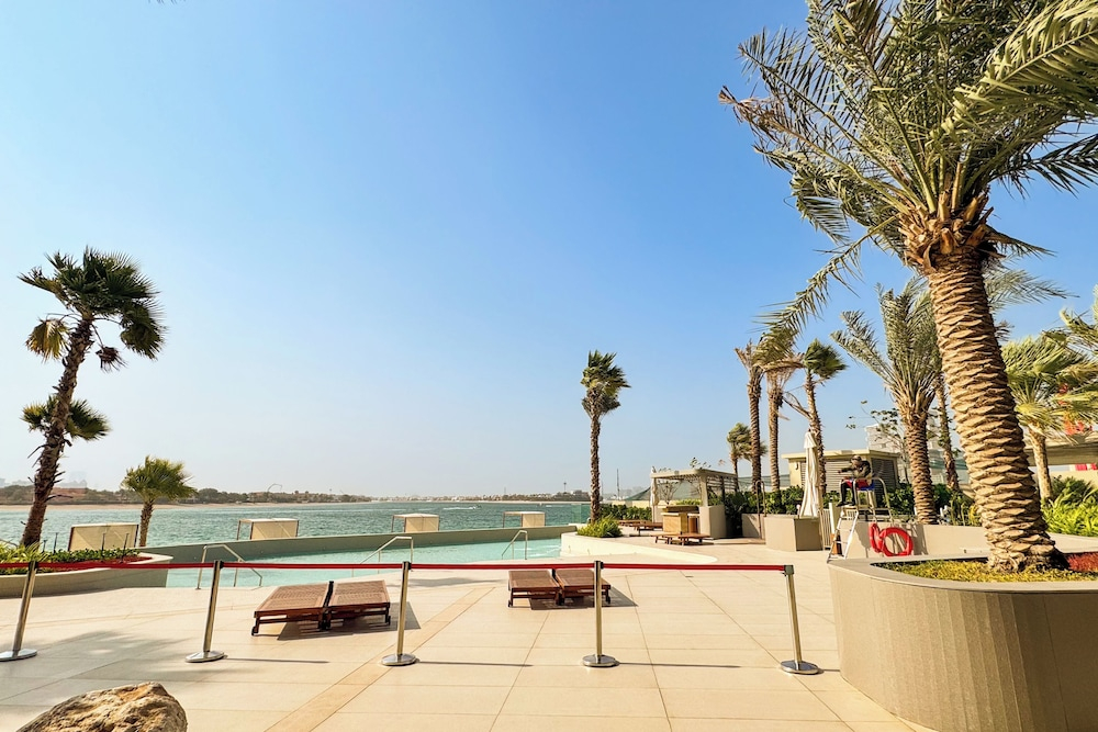 PVH - Beach House - Luxurious 1BR