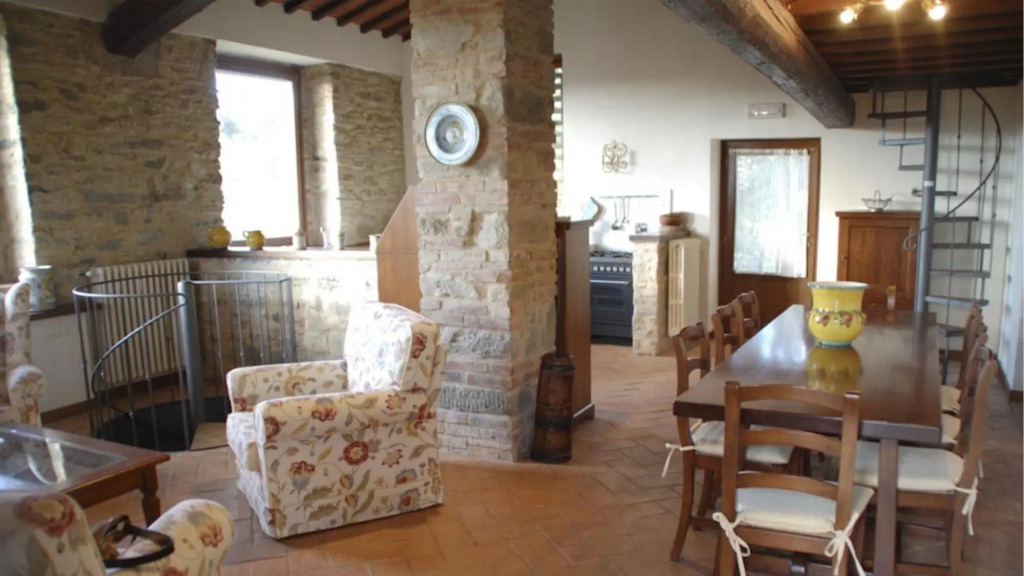 Independent Residence Ideal for Groups up to 22 Guests in the Countryside of Mugello-magnolia e Camelia