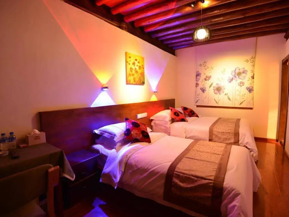 Lijiang Stories From Afar Inn
