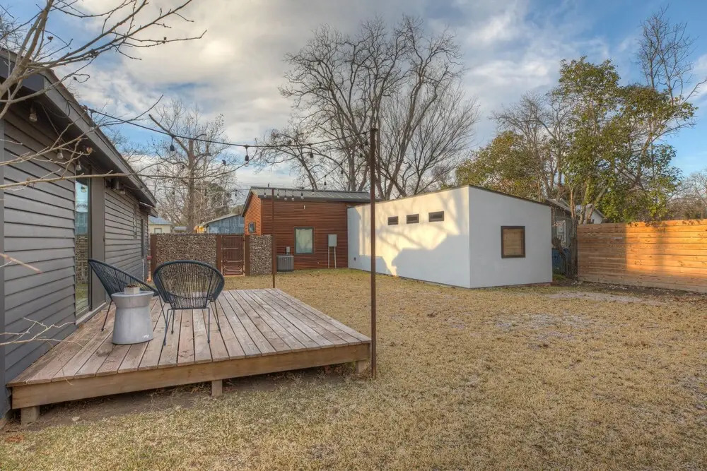 New! Gorgeous Modern Luxury Casita Near Main St!