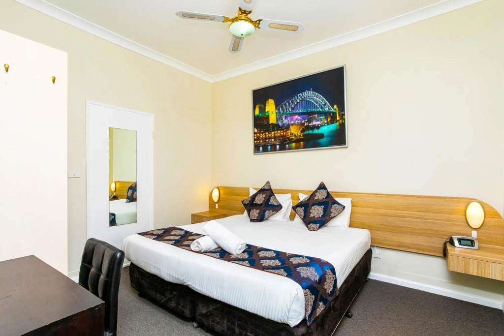 The North Shore Hotel