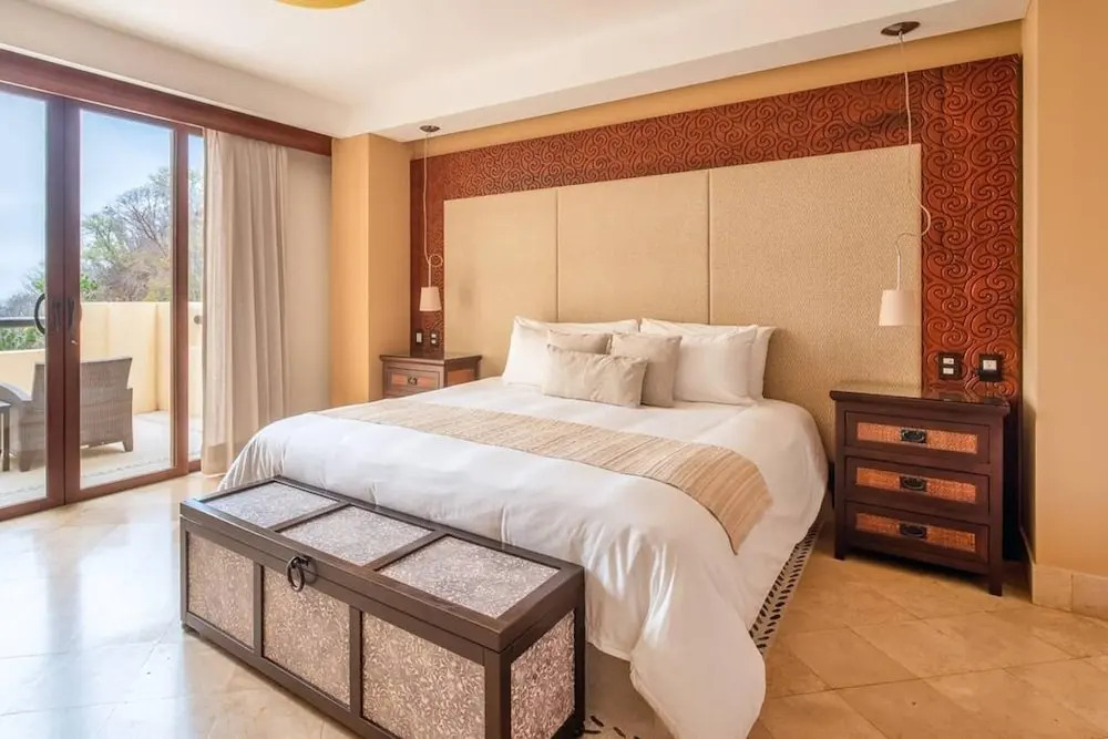 Celeste Curamoria Collection 3BD Ocean View