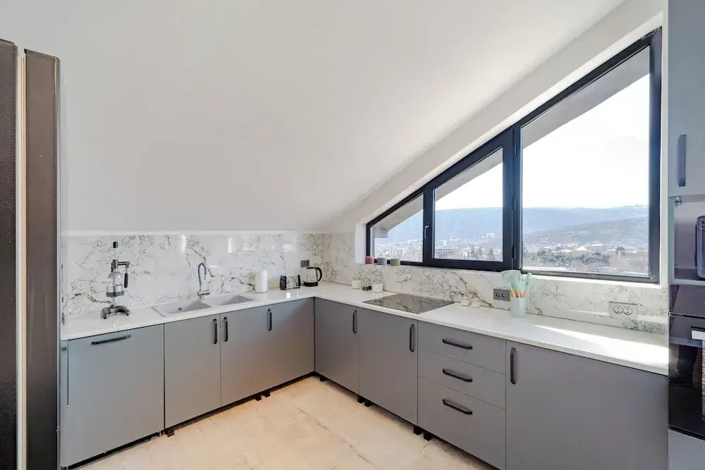Niabi 3Bdr Mansard(No Front Desk Contact The 5 Days In Advance)