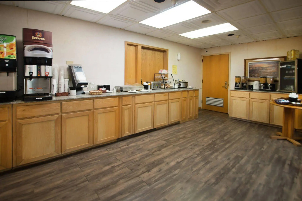 Crossroads Hotel and Huron Event Center
