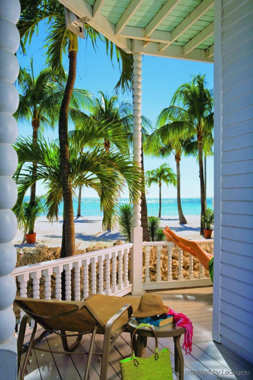 La Mer & Dewey House