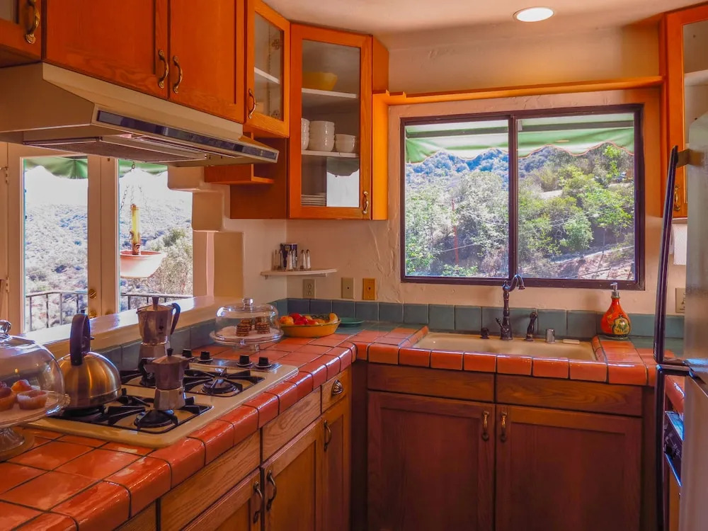 Topanga Canyon Inn Bed and Breakfast