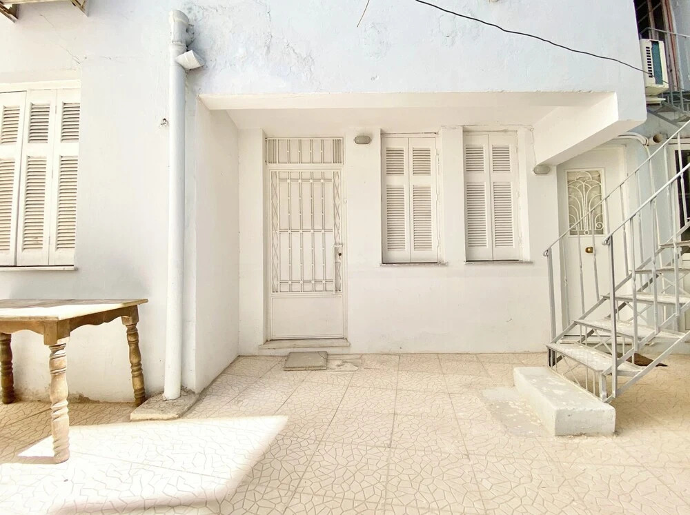 Quiet Flat With Outdoor Space in Central Athens