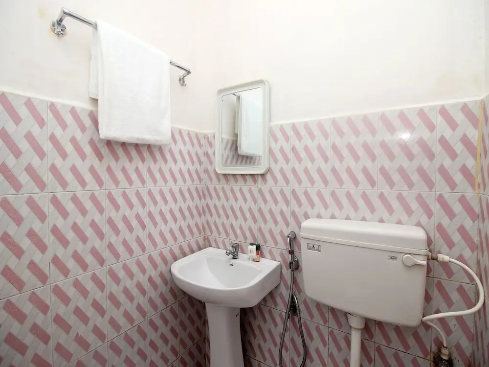 OYO 9632 Hotel Prestige Residency
