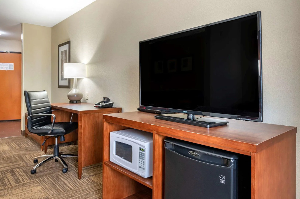 Comfort Suites Urbana Champaign, University Area