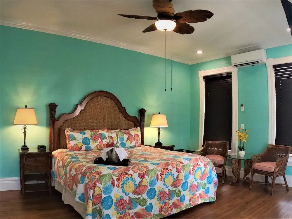 La Pensione Inn - Adult Exclusive