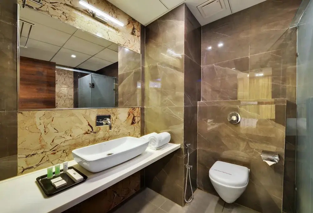 Hotel Devkinandan