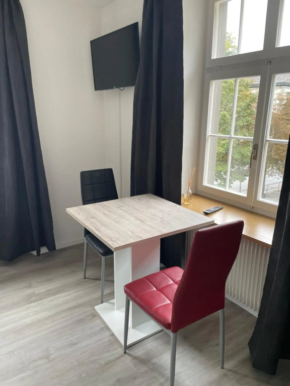 Haus zur Eiche Private 1 Zimmerstudios