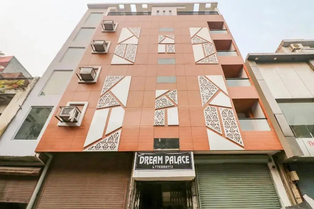 Hotel O Dream Palace