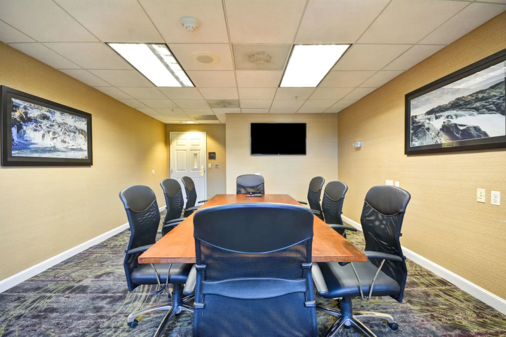 Homewood Suites by Hilton Dulles Int'l Airport