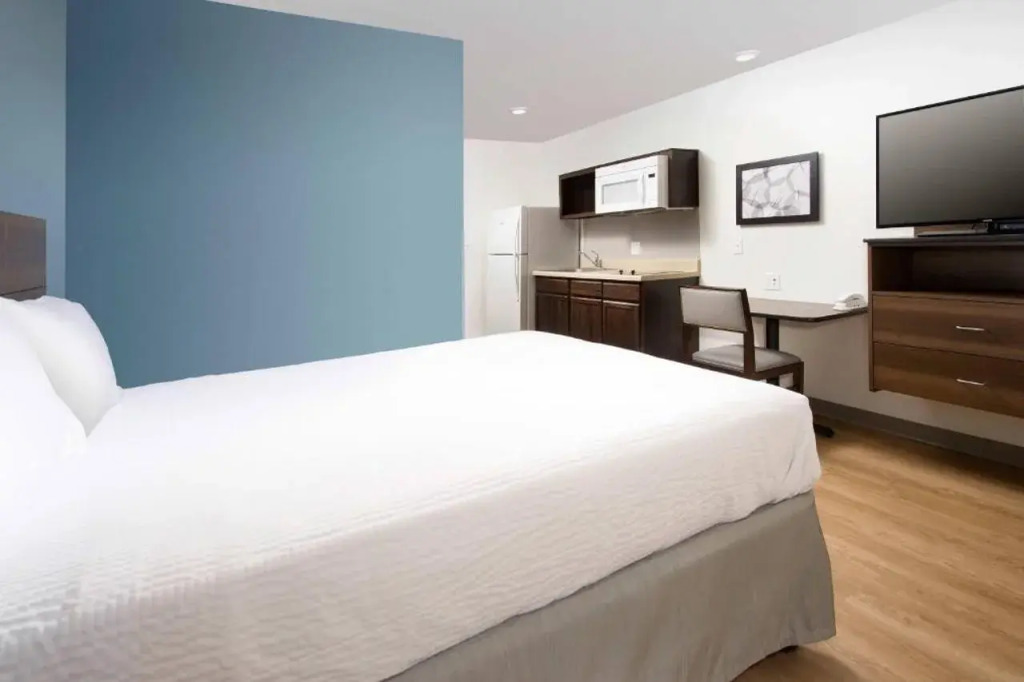 WoodSpring Suites Charlotte Airport