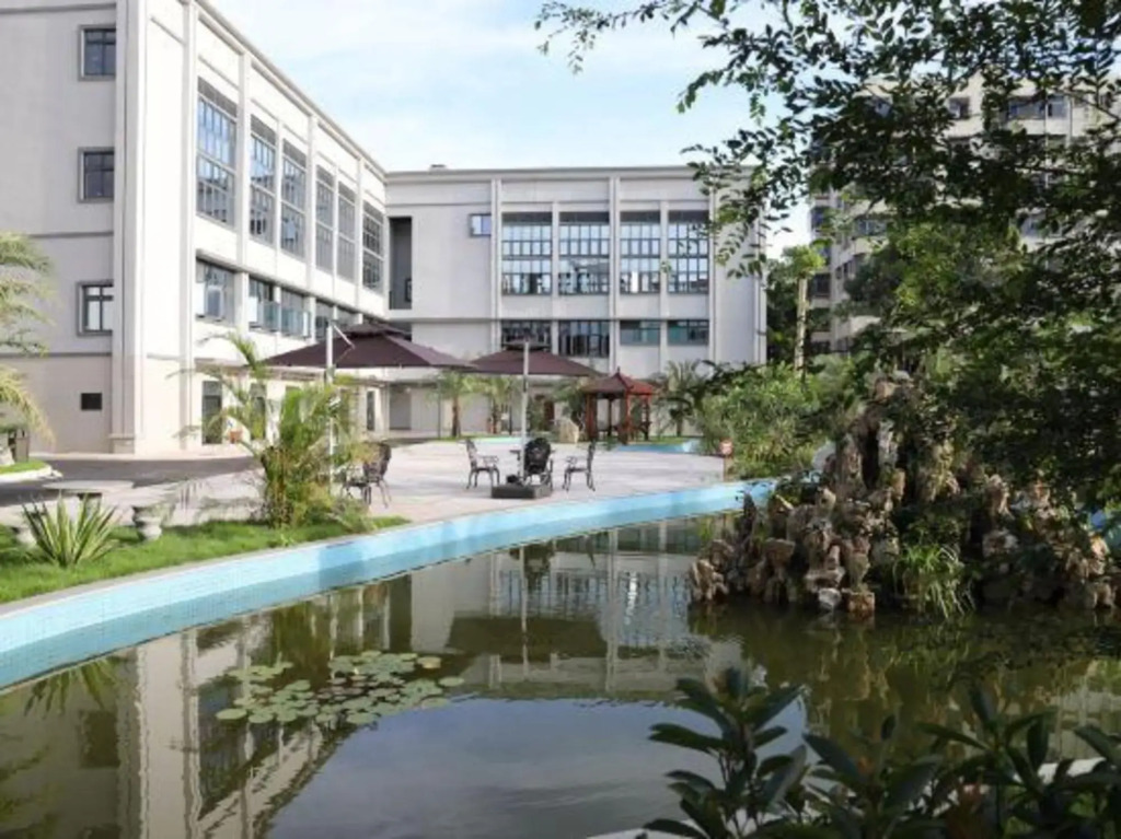 Fangchenggang International Ying Hotel