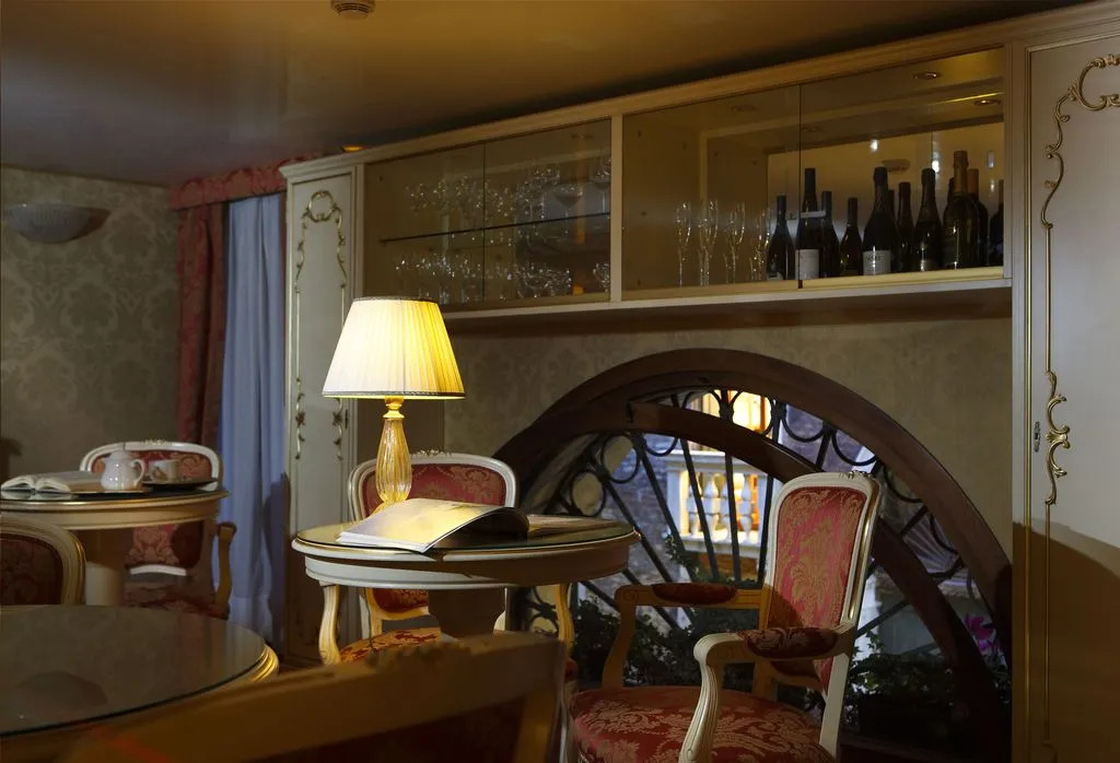 Hotel Becher