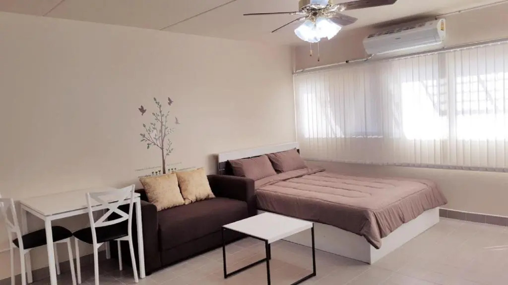 Popular Condo P1