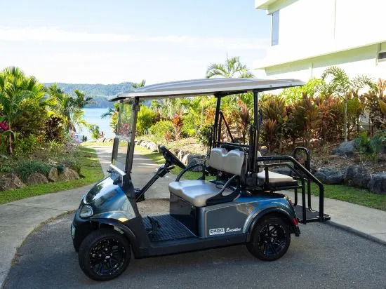 Frangipani Beachfront Lodge 208 on Hamilton Island by HamoRent