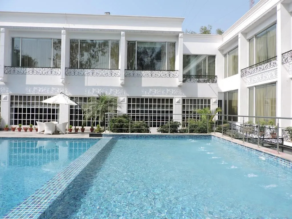 Country Inn & Suites By Carlson, Satbari, New Delhi