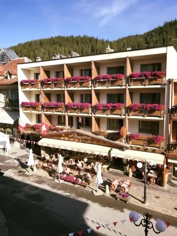 Hotel Olympic - Montana Center
