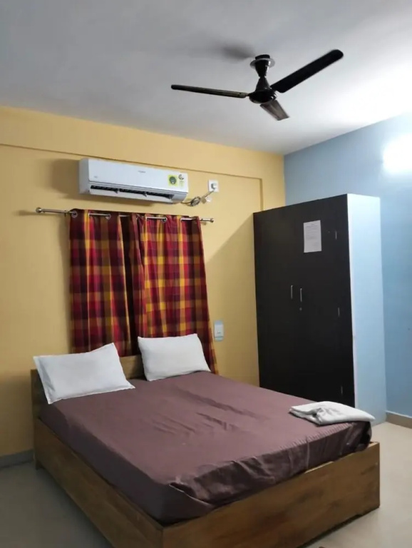 Goroomgo Shivansh Guest House