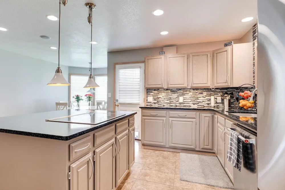 Moses Lake Vacation Rental w/ Hot Tub & Game Room