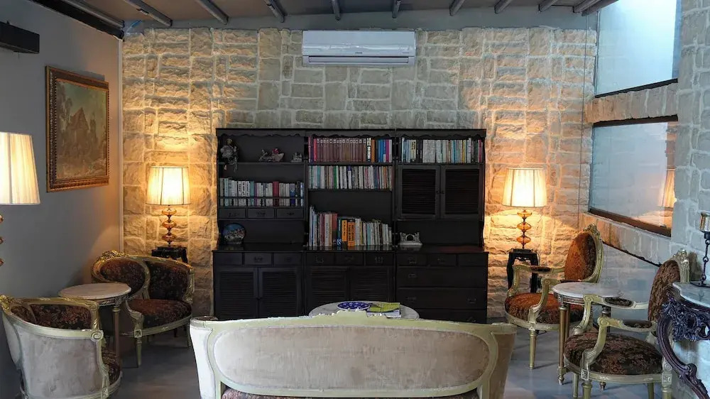 Garrya Romo Hotel