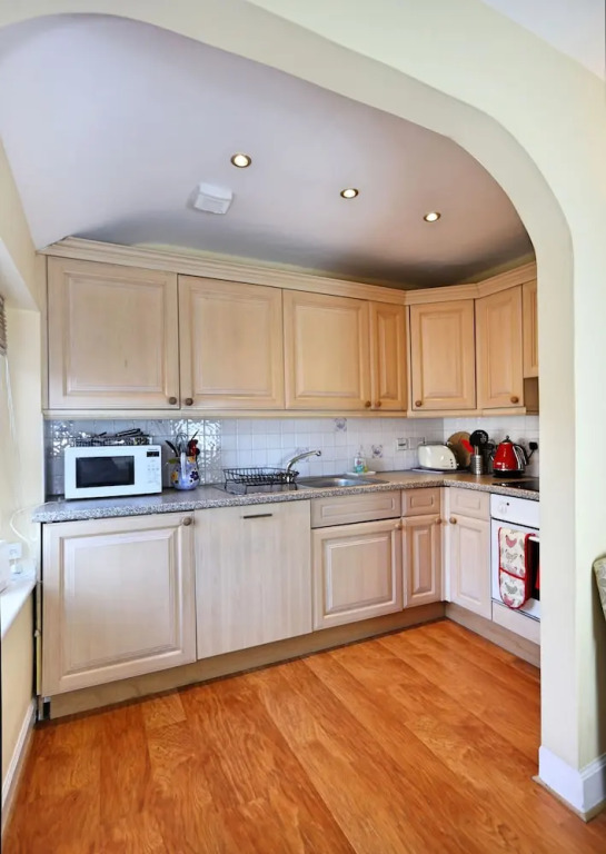 Wonderful Central Edinburgh Apartment
