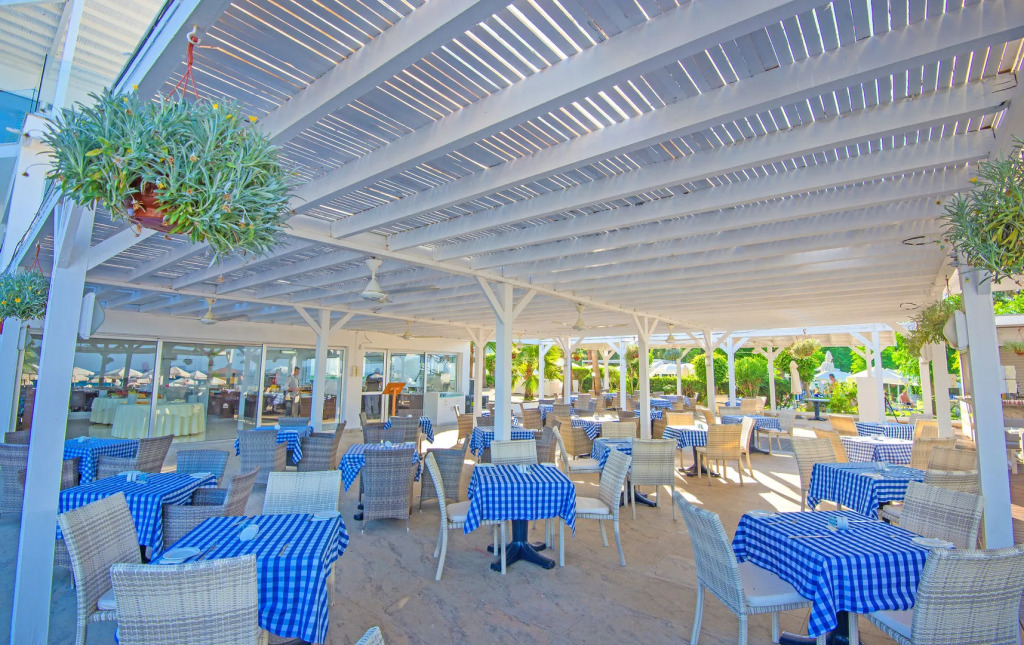 Silver Sands Beach Hotel