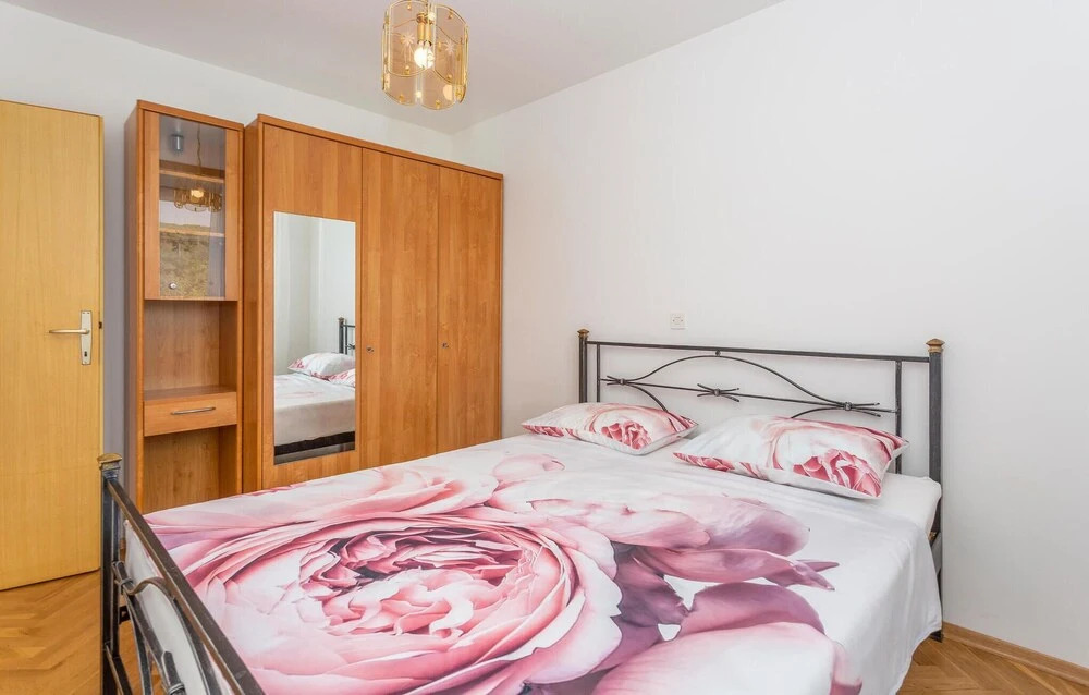 Amazing Apartment in Rijeka With Wifi and 3 Bedrooms