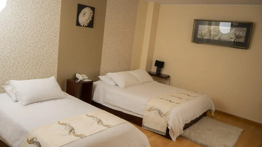 Ficoa Real Suites