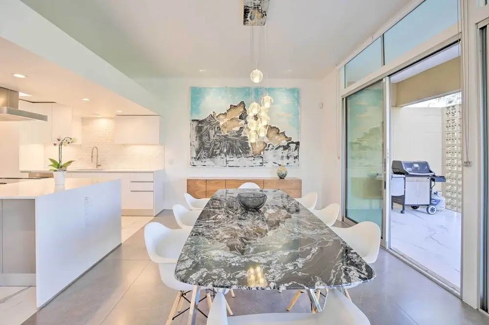 Luxe Palm Desert Home: Patio, Grill & Mtn Views!