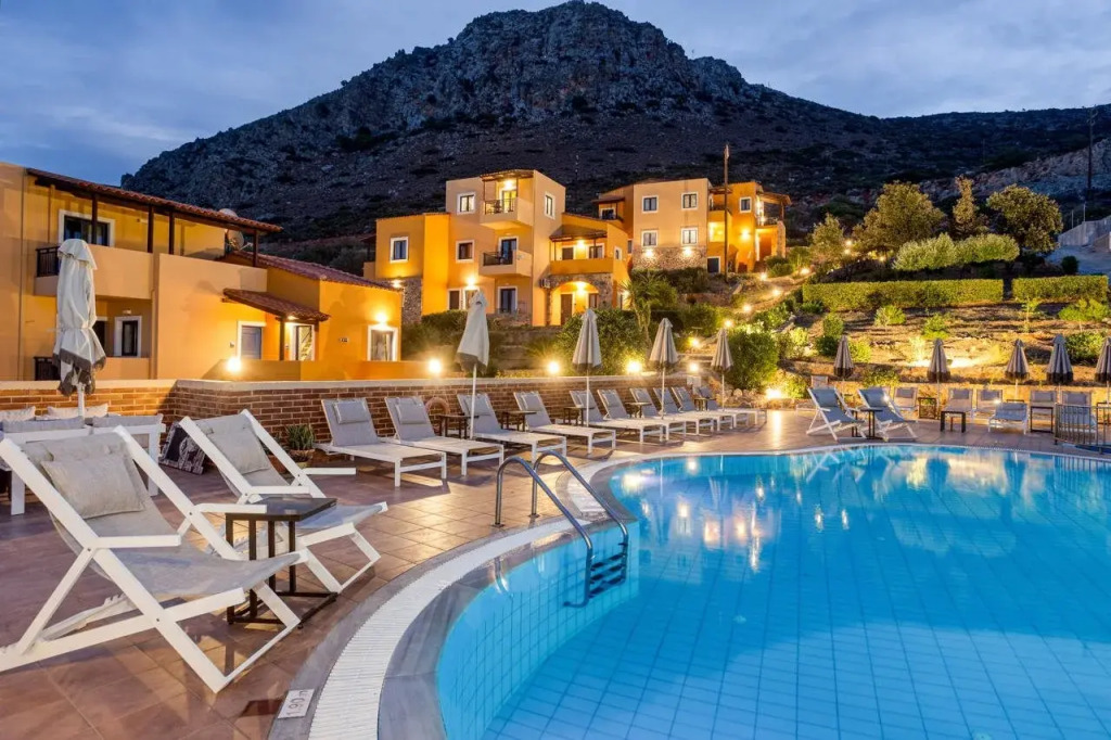 Driades Luxury Apartments by Estia
