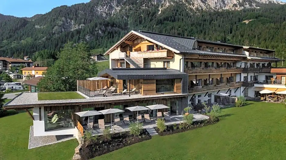 Almhotel Told