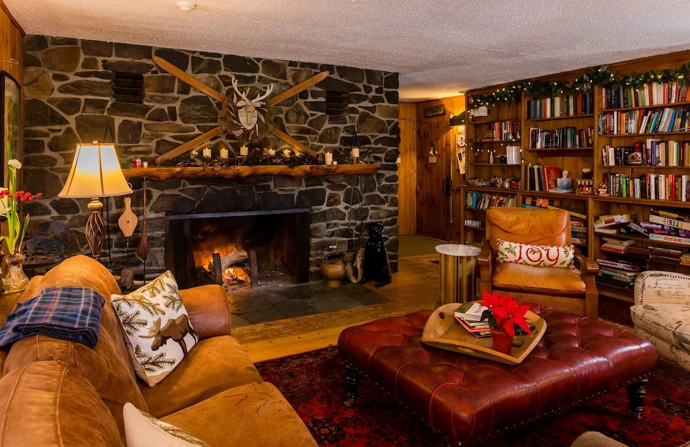 Timberholm Inn