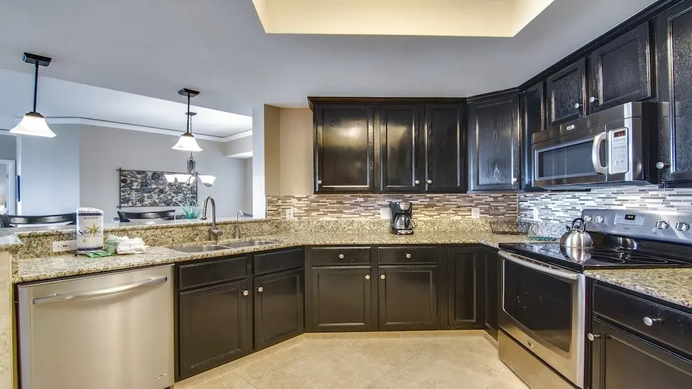 3402 Windsor Court South 2 Bedroom Villa