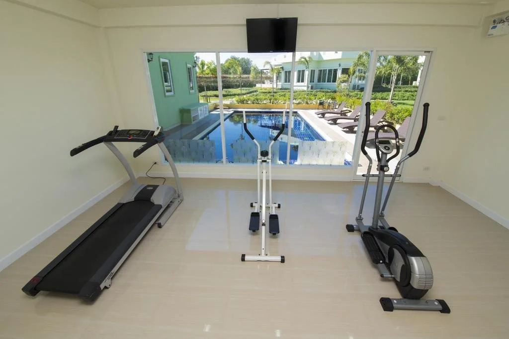 Villa Reina Resort