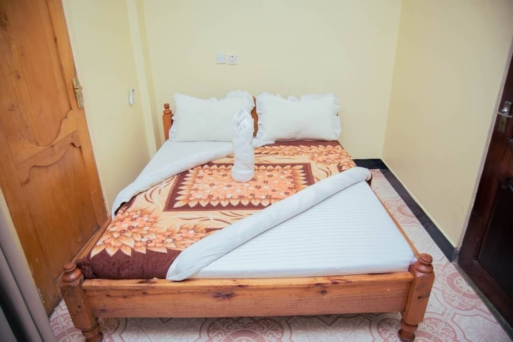 Golden View Hotel
