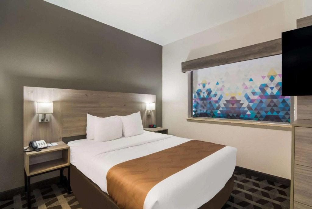 Quality Inn & Suites Waco North