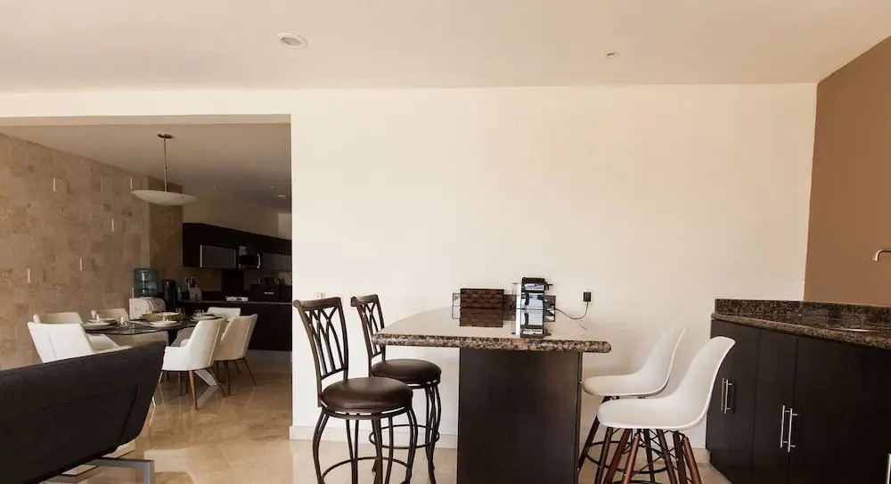 El Faro 304 Coral 3bedroom Penthouse